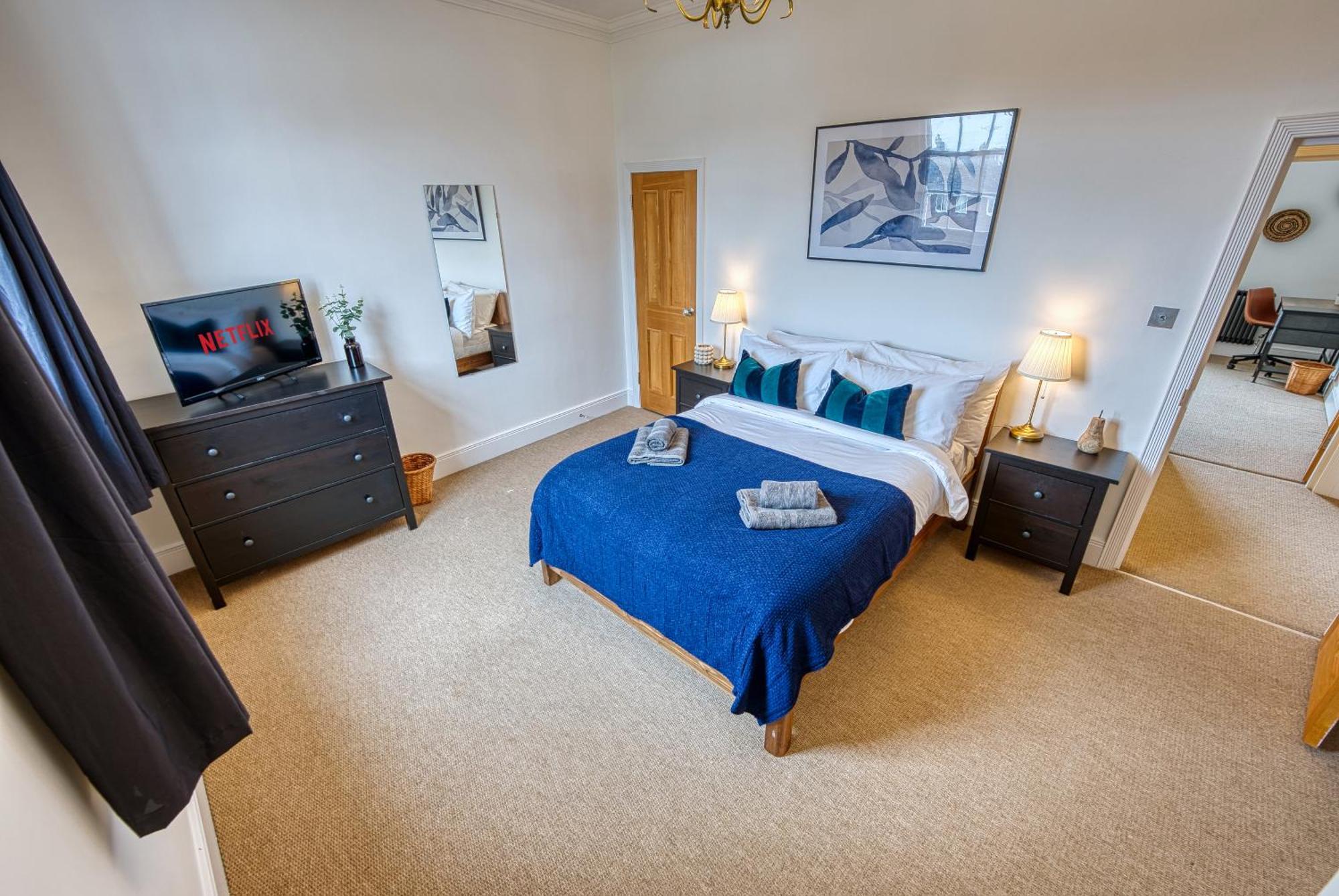 2 Bed Stunning Chic Modern Spacious Apt, Ocean Village, Southampton - Plenty Of Parking - By Blue Puffin Stays Exterior foto
